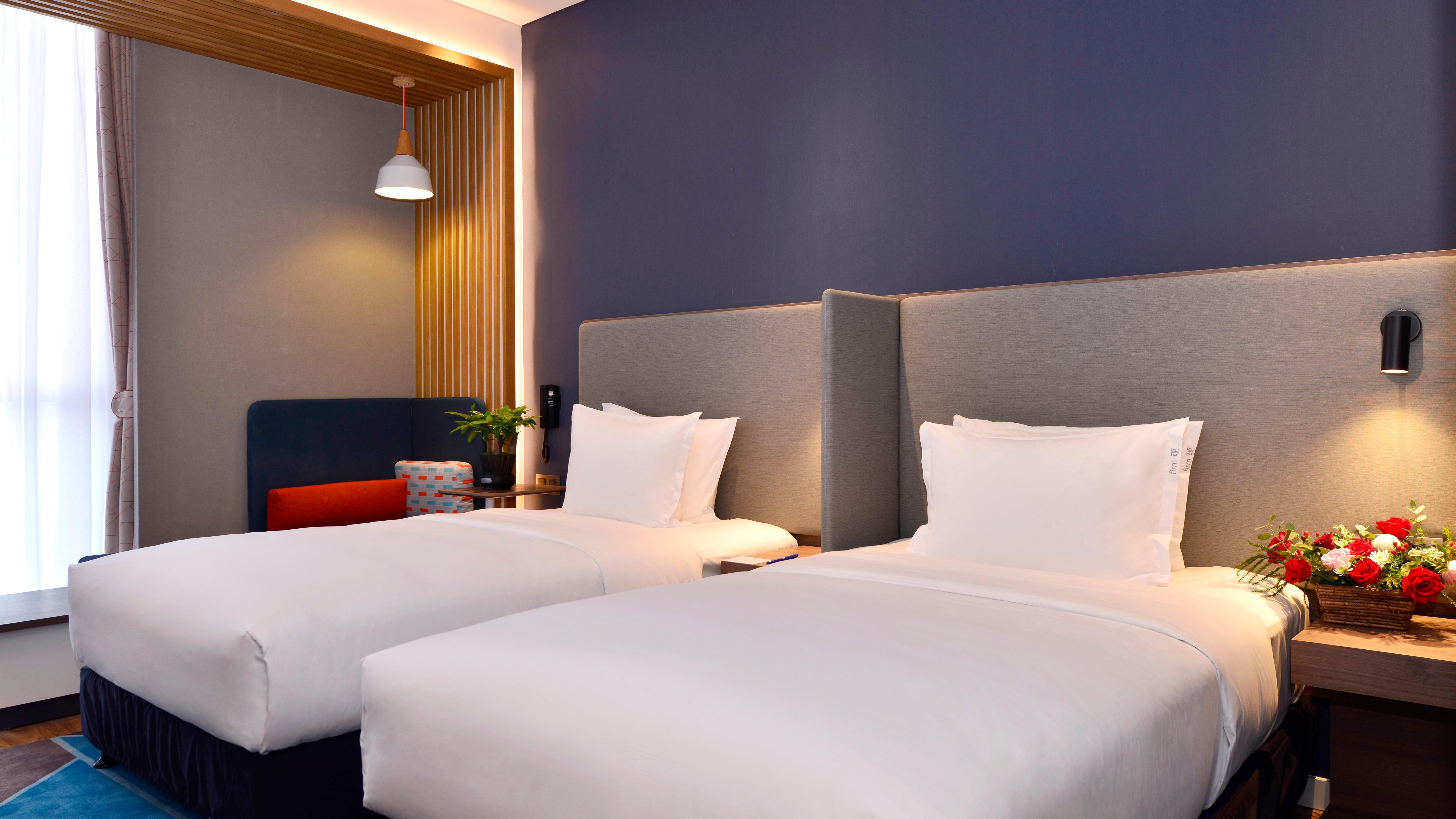 Holiday Inn Express Luanchuan By Ihg Buitenkant foto