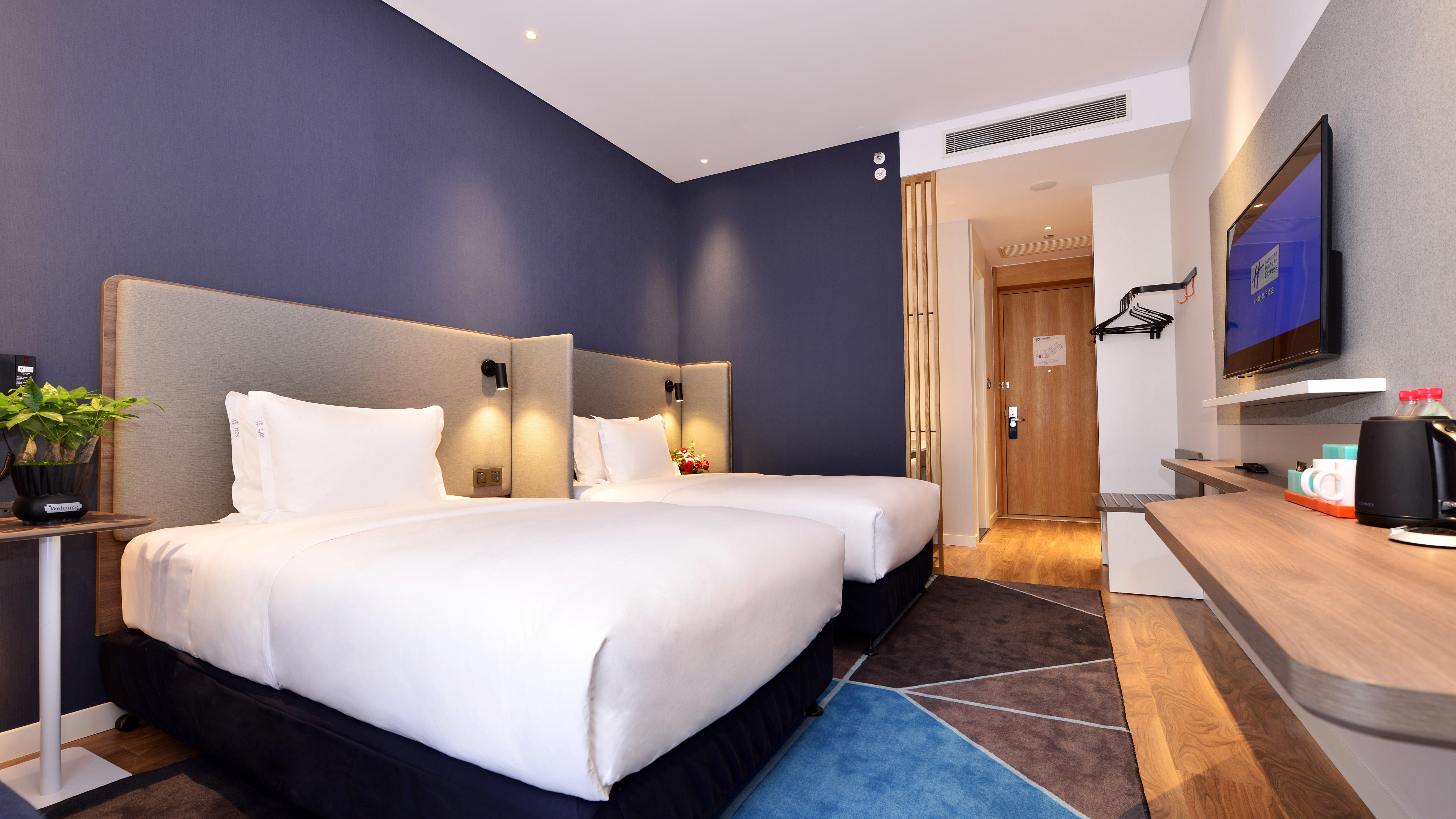 Holiday Inn Express Luanchuan By Ihg Buitenkant foto