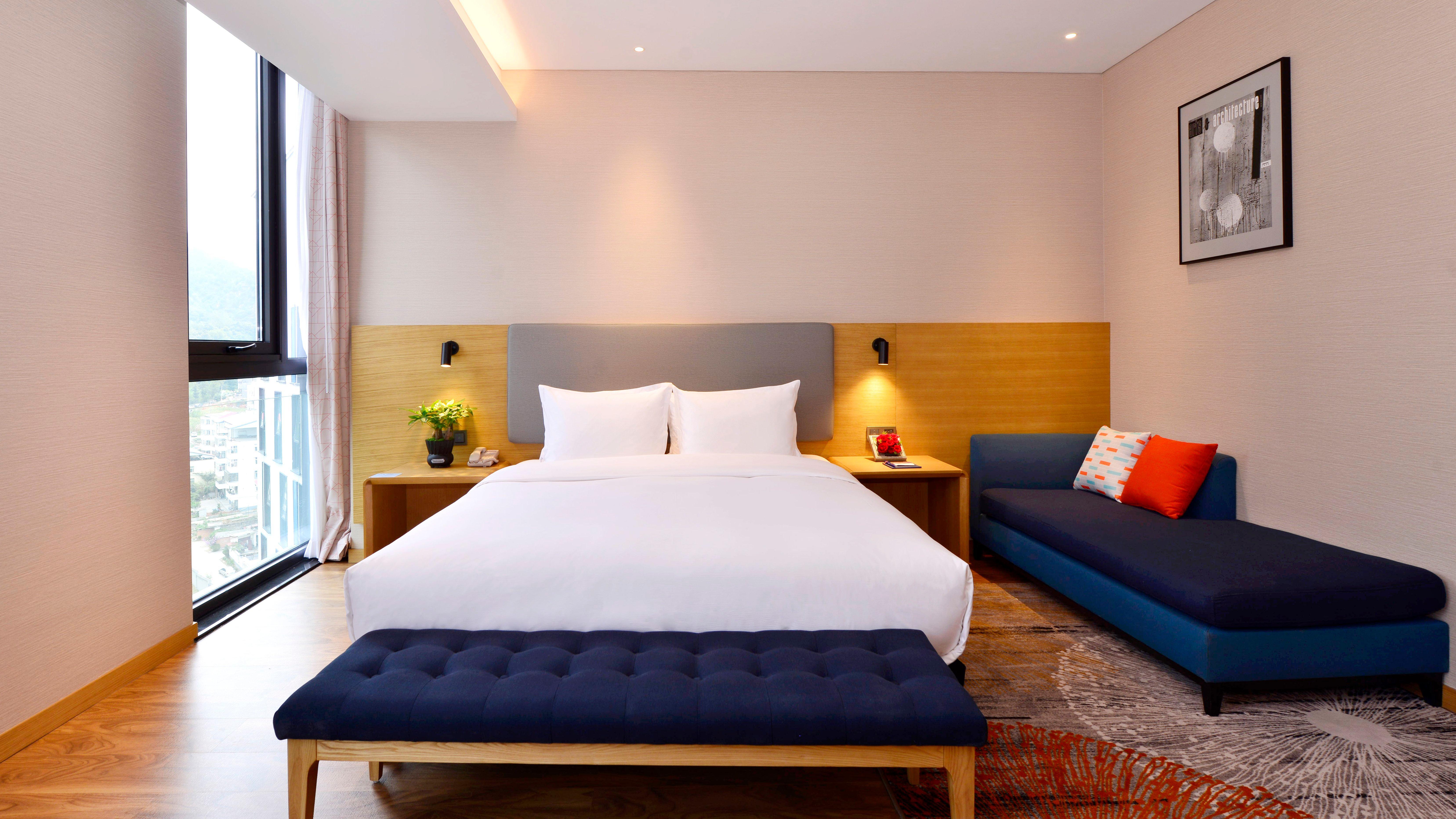 Holiday Inn Express Luanchuan By Ihg Buitenkant foto