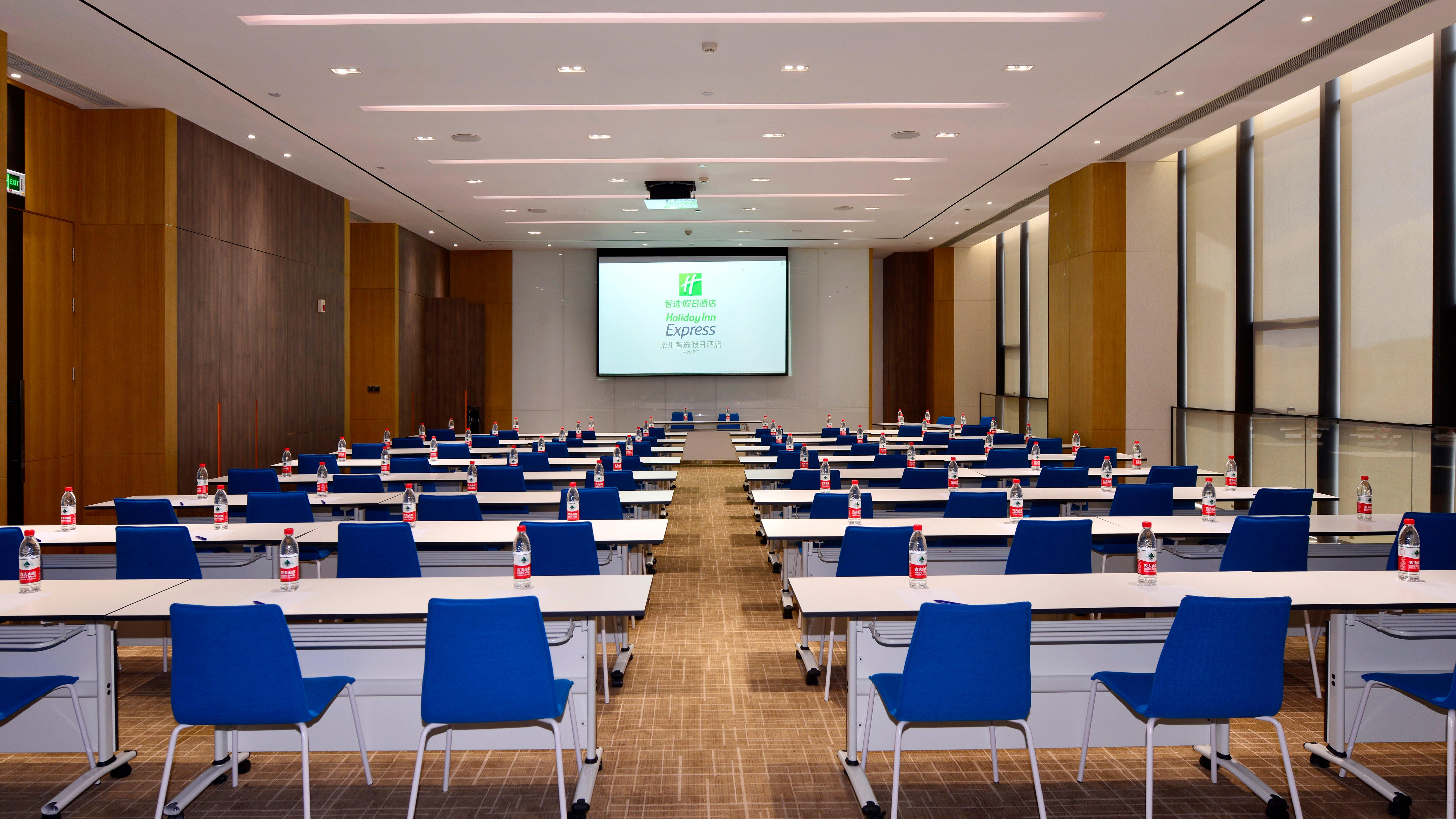 Holiday Inn Express Luanchuan By Ihg Buitenkant foto