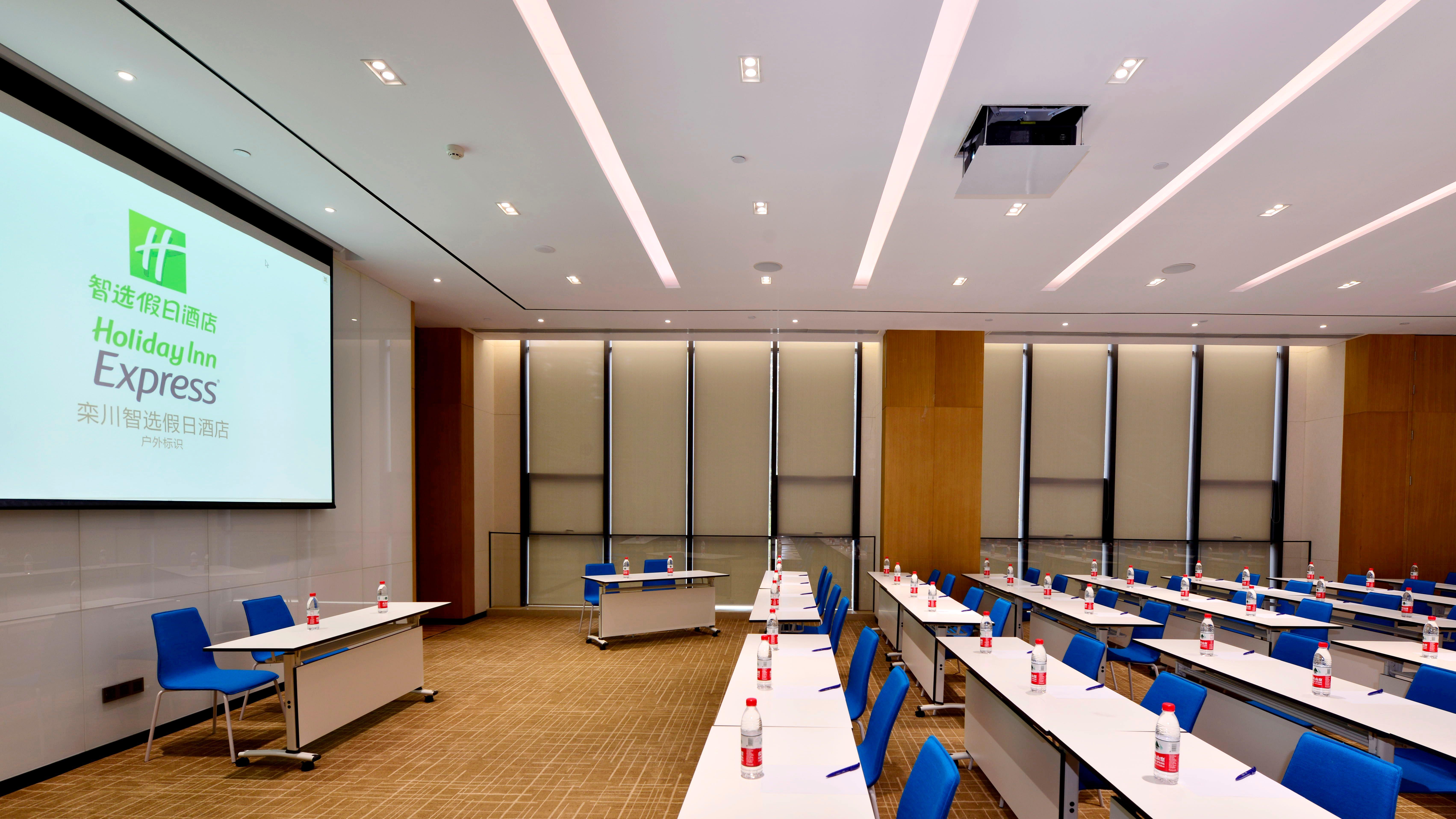 Holiday Inn Express Luanchuan By Ihg Buitenkant foto